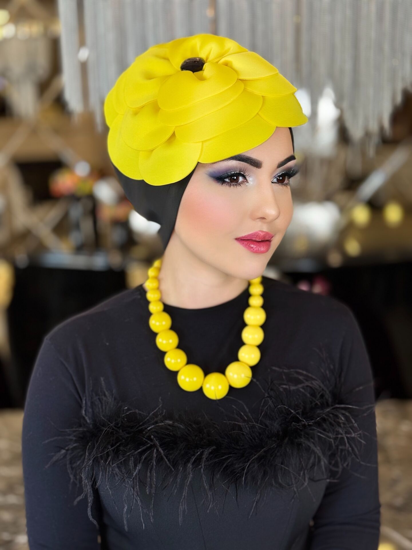SİYAH-SARI TASARIM GÜL BONE