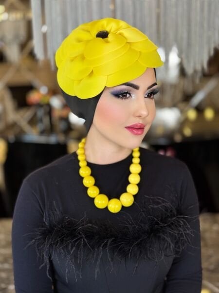 SİYAH-SARI TASARIM GÜL BONE