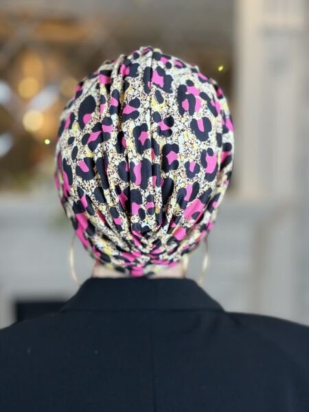 KREM FUŞYA LEOPAR DESENLİ ÇAPRAZ BONE