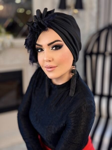 SİYAH DANTELLİ FIRFIRLI BONE