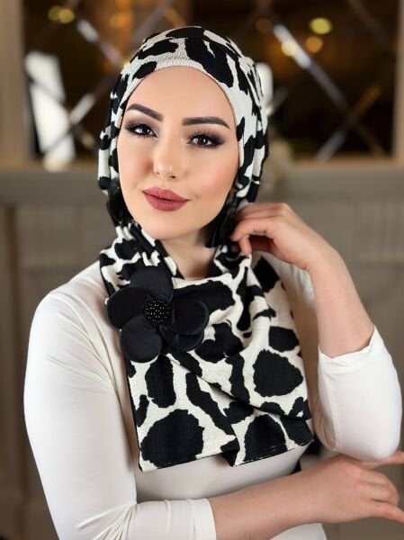 Siyah Krem Desenli Fularlı Şapka Bone Takım
