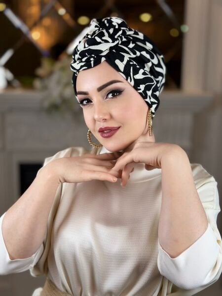 Siyah-Krem Burgu Bone