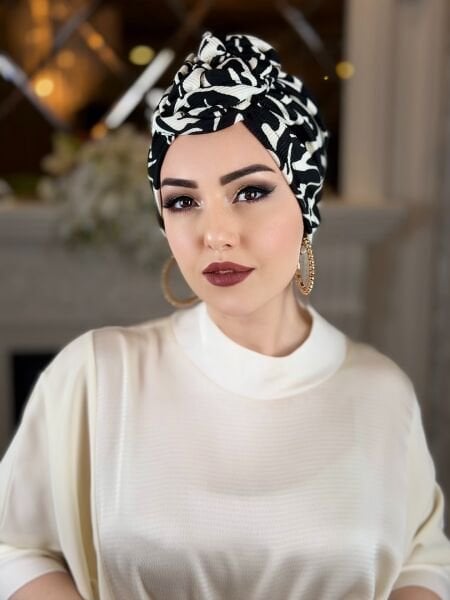 Siyah-Krem Burgu Bone