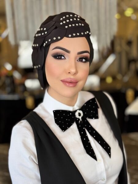 Siyah Taşlı Gül Bone