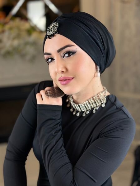 Siyah Önden Taşlı Dökümlü Bone