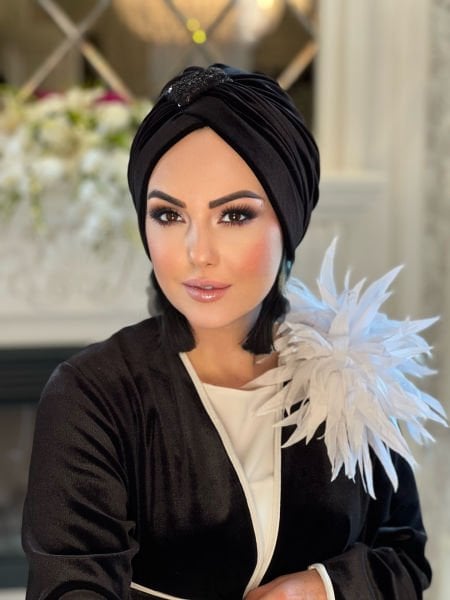 İTHAL KADİFE SİYAH ÇAPRAZ BONE