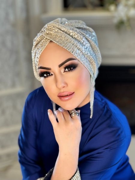 KREM TÜL ÜZERİNE GÜMÜŞ PAYETLİ DÜĞÜM BONE