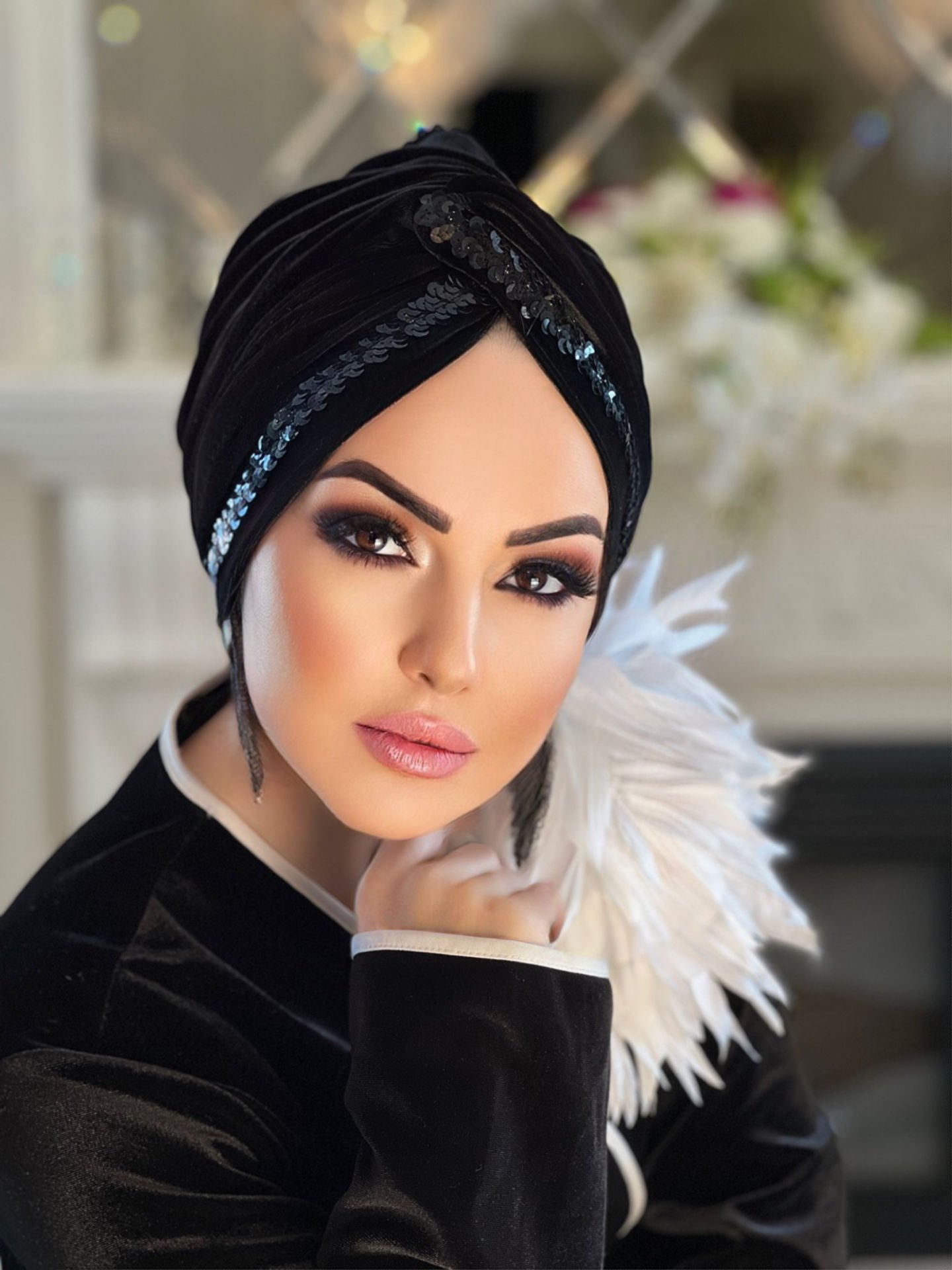SİYAH KADİFE SİYAH PAYET ŞERİTLİ DÜĞÜM BONE