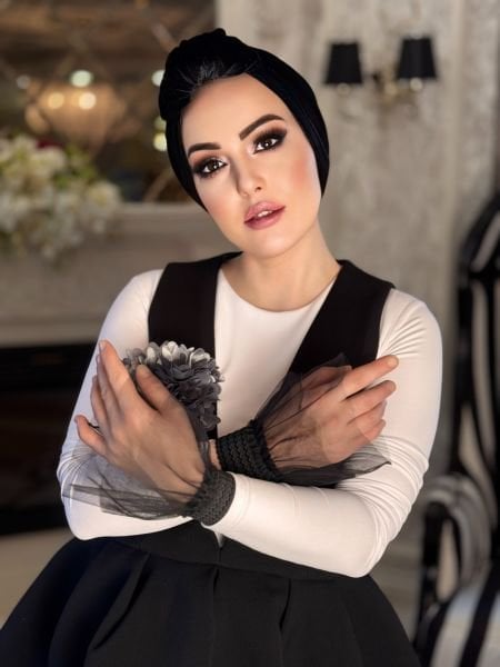 قفازات سوار مزدوج من الدانتيل الأسود