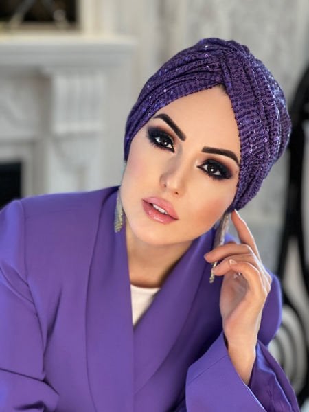 PURPLE SEQUINED KNOT BONNET