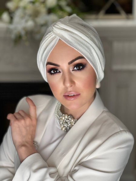 BEYAZ PAYETLİ DÜĞÜM BONE
