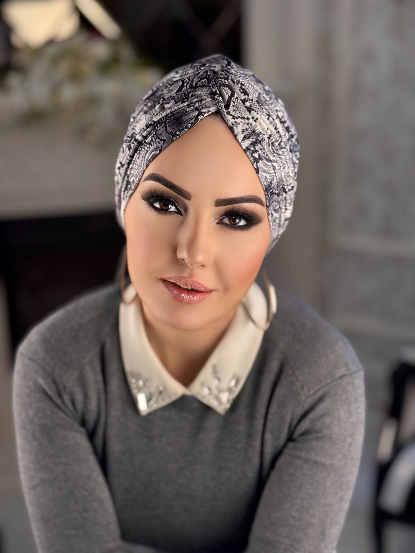 SİYAH BEYAZ YILAN DESENLİ DÜĞÜM BONE