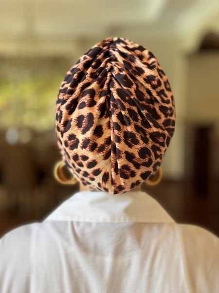 KAHVERENGİ LEOPAR DESENLİ DÖKÜMLÜ BONE