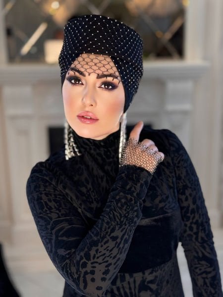 SİYAH FİLE TAŞLI MADAM BONNET