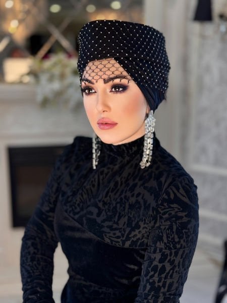SİYAH FİLE TAŞLI MADAM BONNET