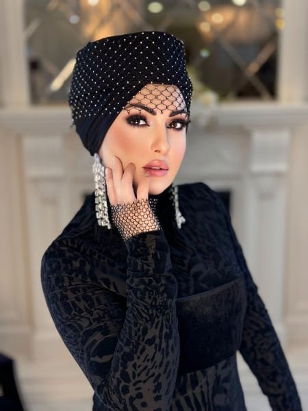 SİYAH FİLE TAŞLI MADAM BONNET