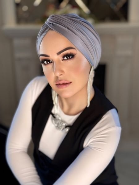 GRAY KNOT BONNET