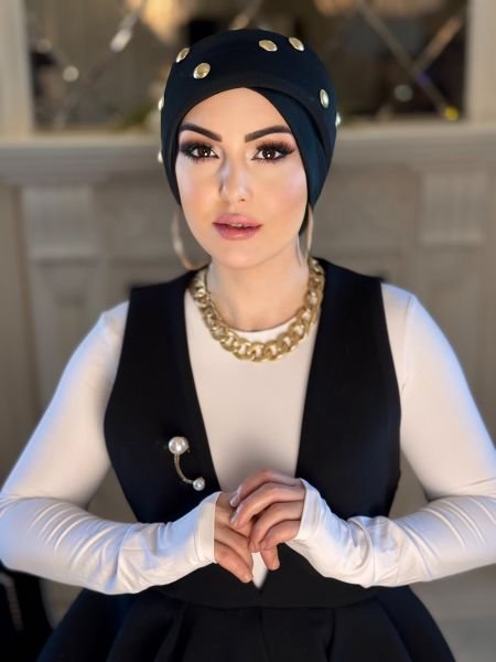 SİYAH GOLD DÜĞME AKSESUARLI BONNET BONE