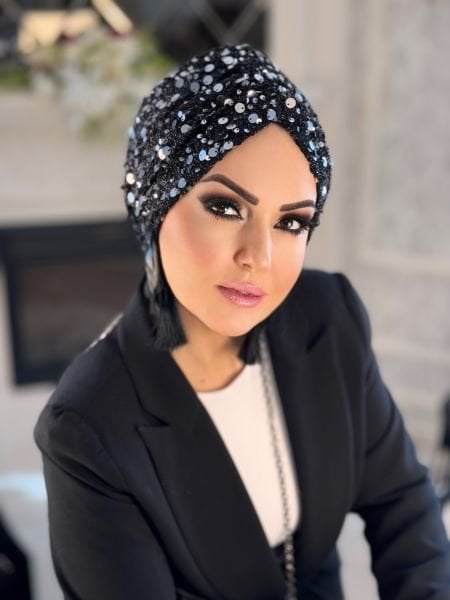SİYAH GÜMÜŞ PAYETLİ DÖKÜMLÜ BONE