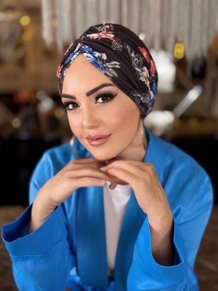 BLACK-BLUE PATTERNED FLOWING BONNET