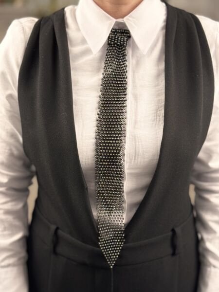 SWAROVSKI STONE TIE ACCESSORY
