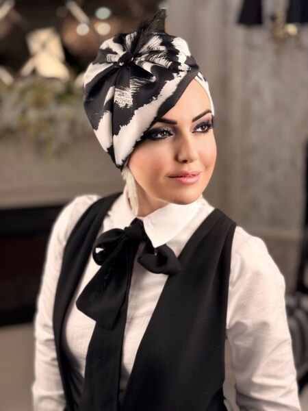 SİYAH BEYAZ MADAM ŞAPKA BONE