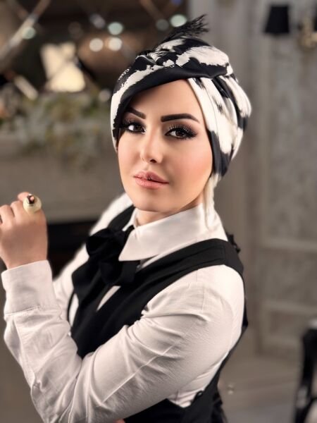 SİYAH BEYAZ MADAM ŞAPKA BONE