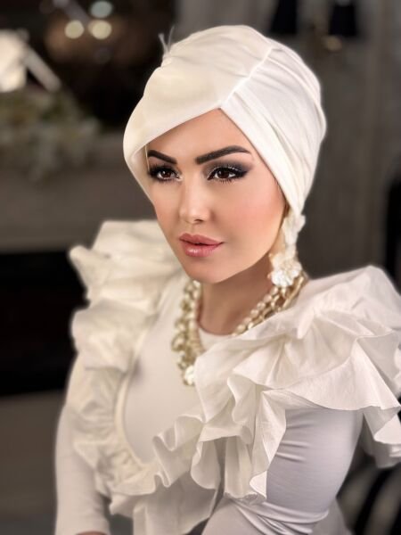 BEYAZ MADAM ŞAPKA BONE