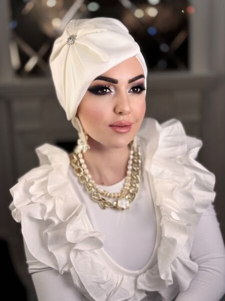 BEYAZ MADAM ŞAPKA BONE